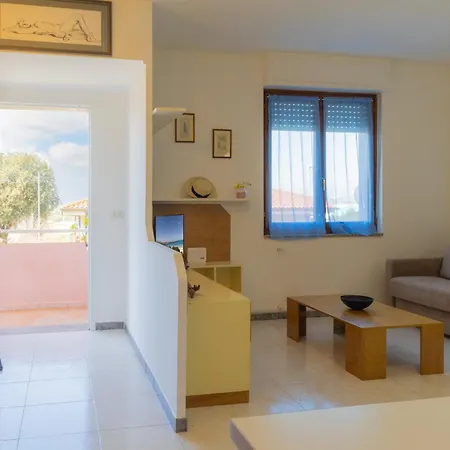 Appartement Guesthost - Comfy Flat For 6